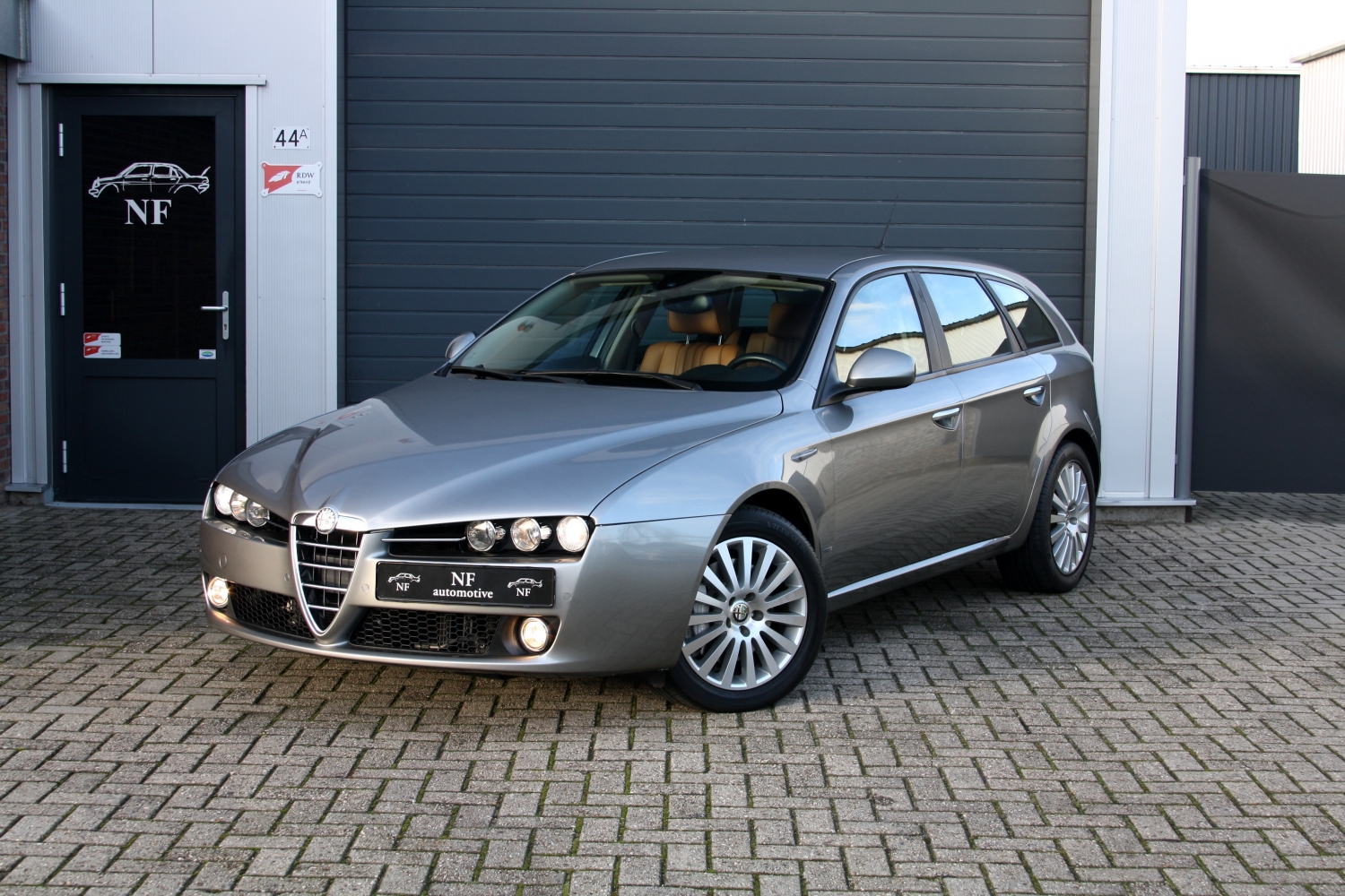 Tot stand brengen kussen Nieuwe aankomst Alfa Romeo 159 SW 3.2 V6 JTS Q4 Distinctive kopen bij NF Automotive