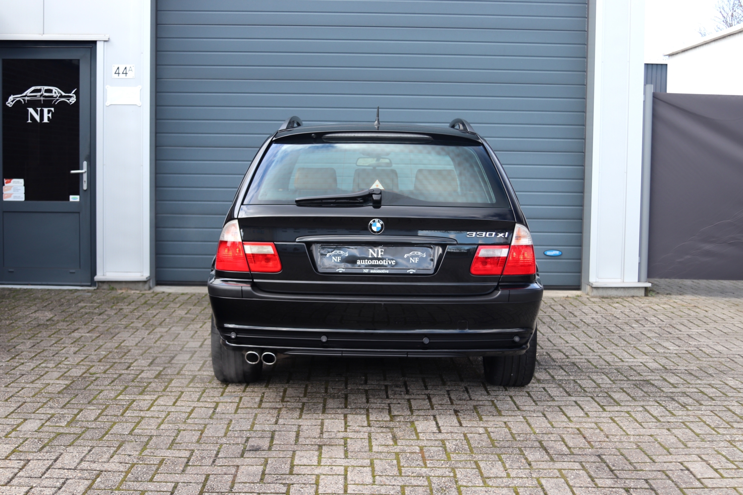 BMW-330Xi-Touring-E46-2004-19NXVH-021.JPG