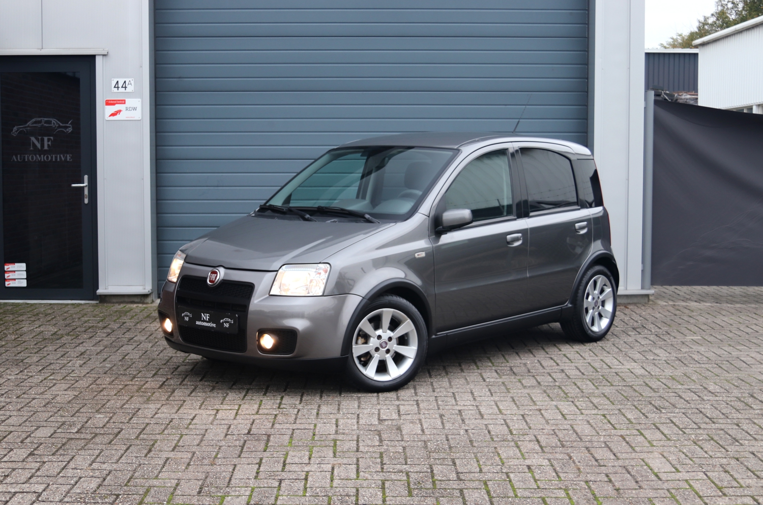 Fiat-Panda-100HP-2008-H142GN-069.JPG