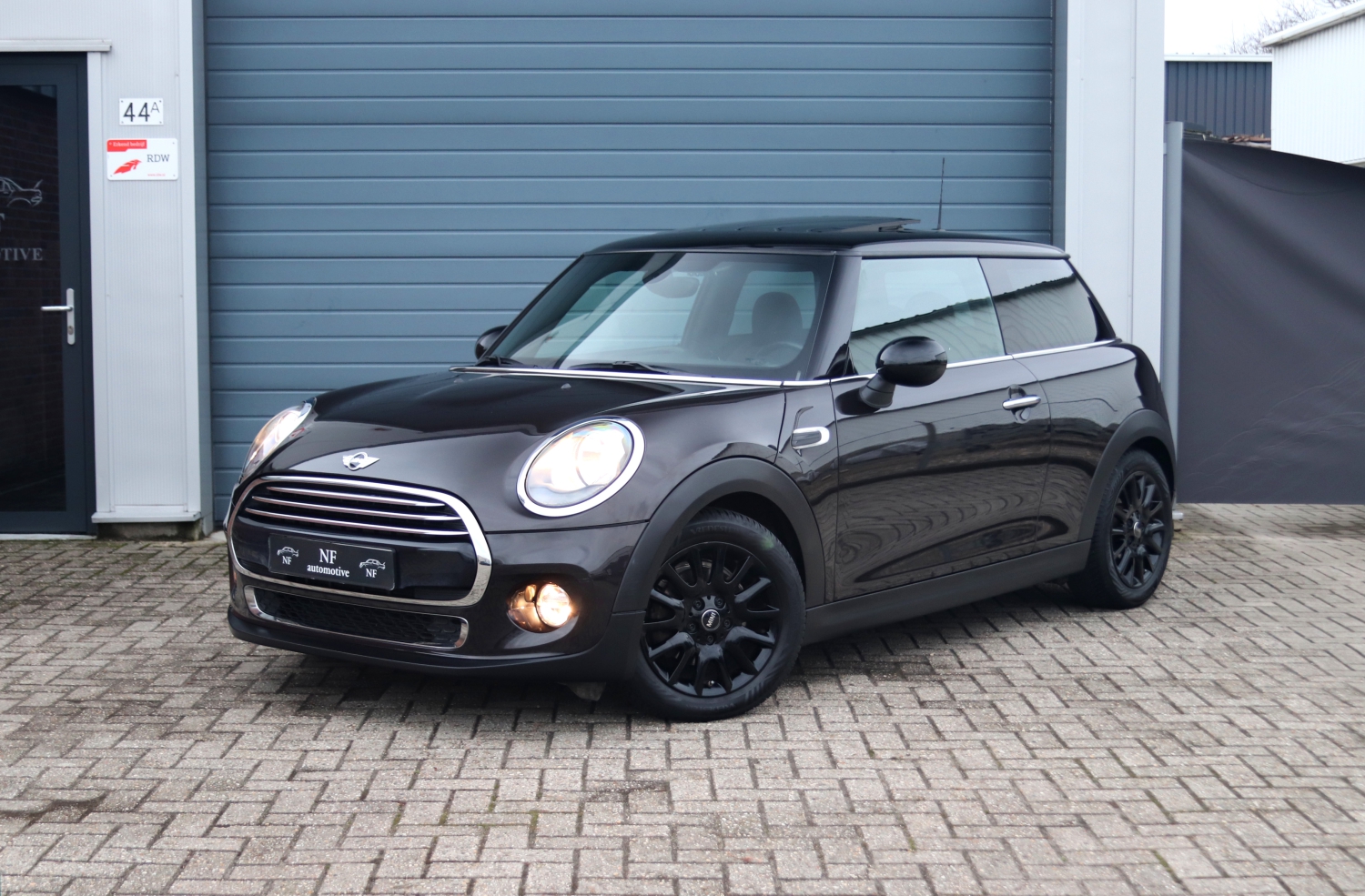 MINI-Cooper-F56-2014-4404-001.JPG