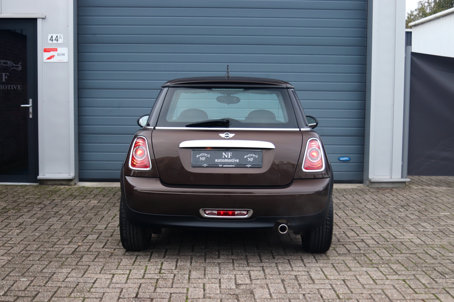 MINI-Cooper-LCI-2011-P806JV-2-006.JPG