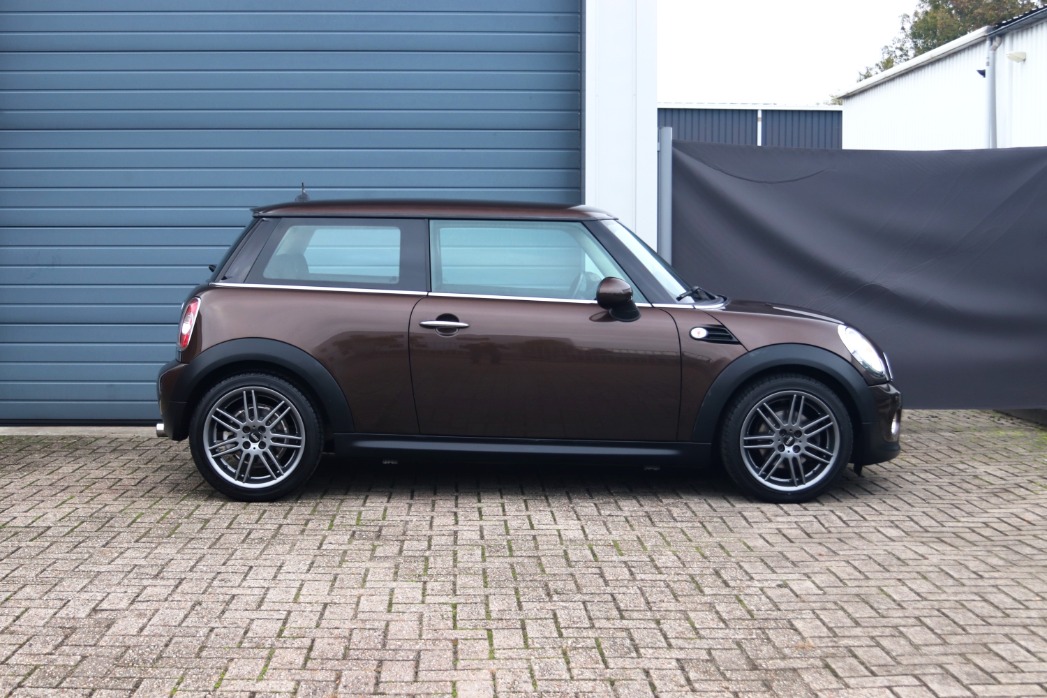 MINI-Cooper-LCI-2011-P806JV-2-019.JPG