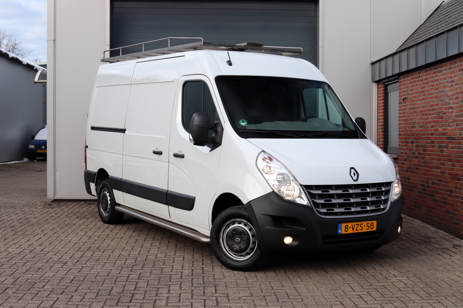 Renault-Master-L2H2-8VZS58-007.JPG