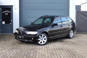 NF Automotive BMW-330Xi-Touring-E46-2004-19NXVH-006.JPG