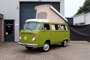 NF Automotive Volkswagen-T2-Westfalia-1976-79NX29-063.JPG